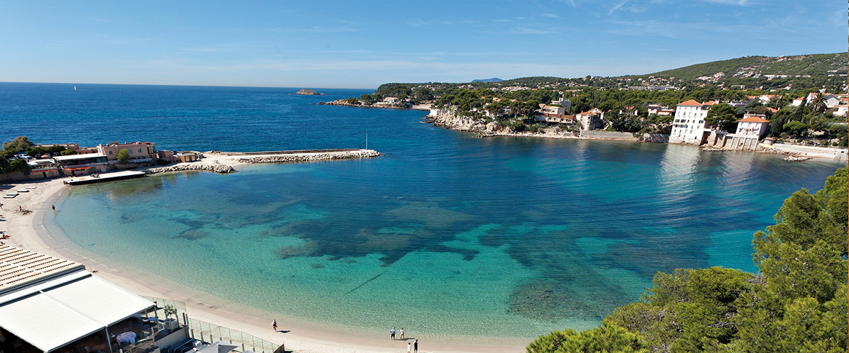 L'hôtel Thalazur Bandol Île Rousse, les pieds dans l'eau